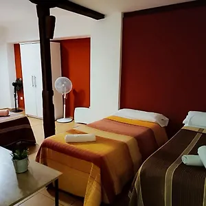  Apartamento Corrala De San Anton. Sencillo En Pleno Centro