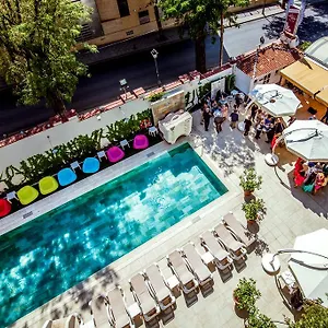 Los Angeles & Spa Granada